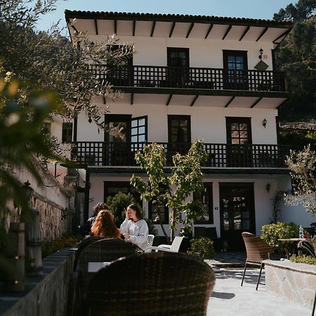 Maya Hostel Berat Exterior foto